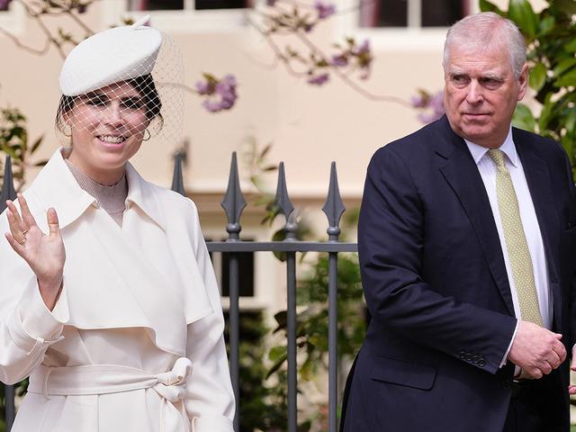 K&ouml;lelikle m&uuml;cadele ediyordu: Prenses siteden attılar!