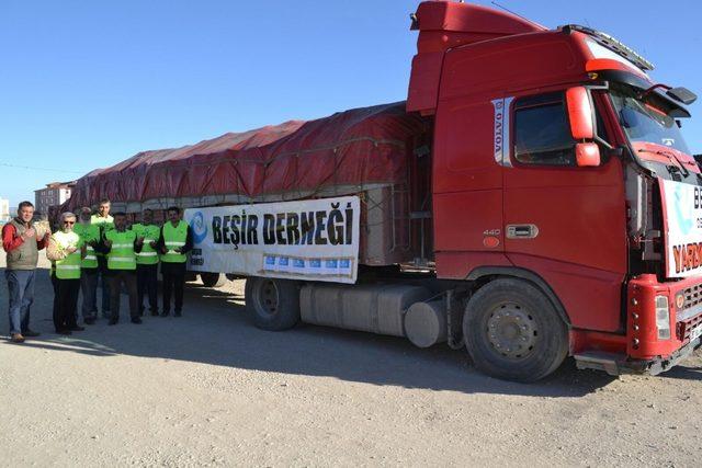 Beşir Derneği, Suriyeli mültecilere 1 tır dolusu Şuhut patatesi gönderdi