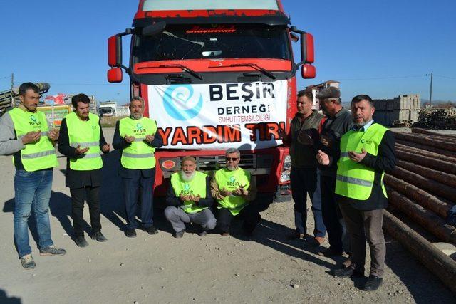 Beşir Derneği, Suriyeli mültecilere 1 tır dolusu Şuhut patatesi gönderdi