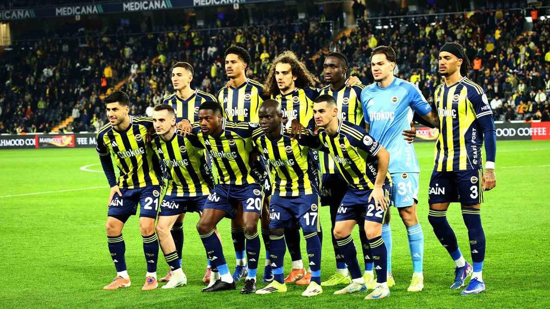 Fenerbahçe ye zirve yolunda büyük şok! Fatih Karagümrük rakibini geçti 6