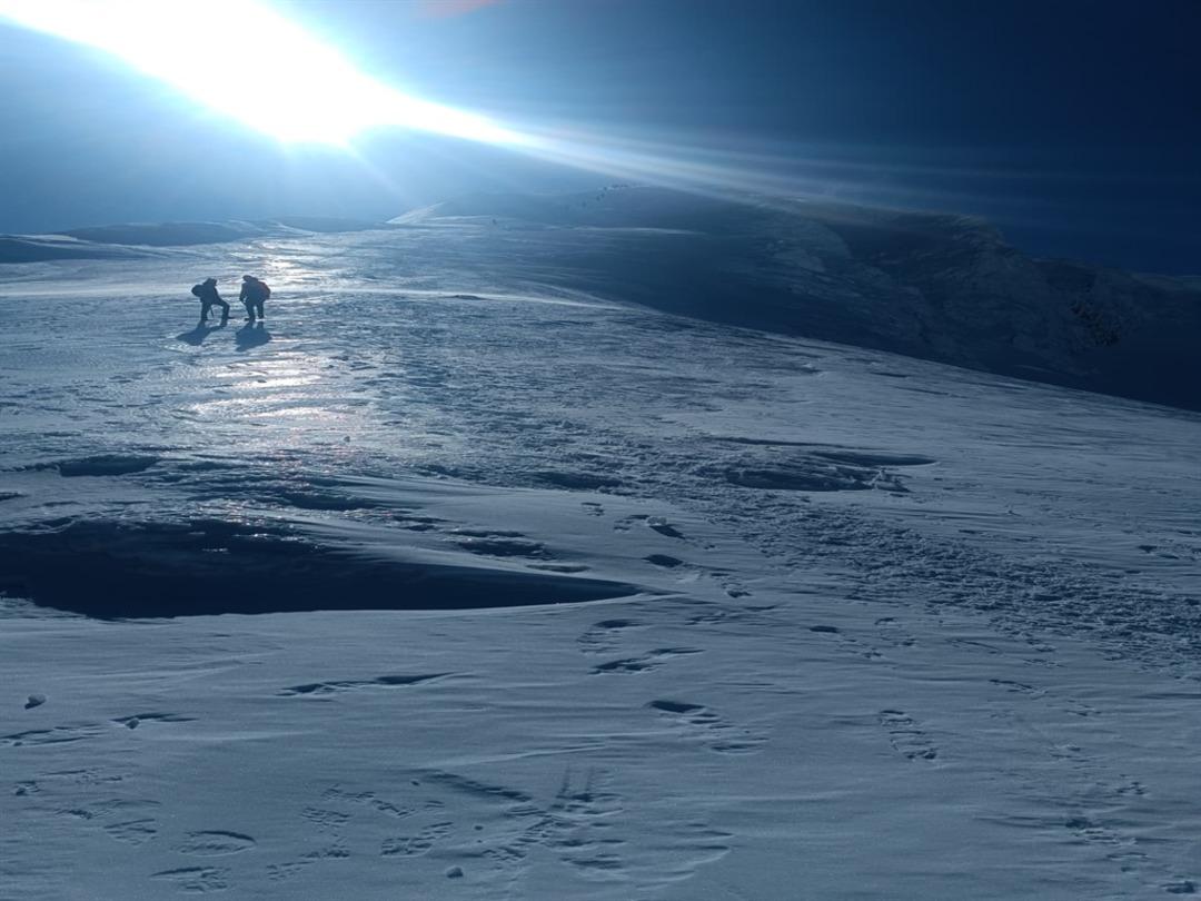 Uludağ’da yaralanıp mahsur kalan 2 kadın kurtarıldı 2