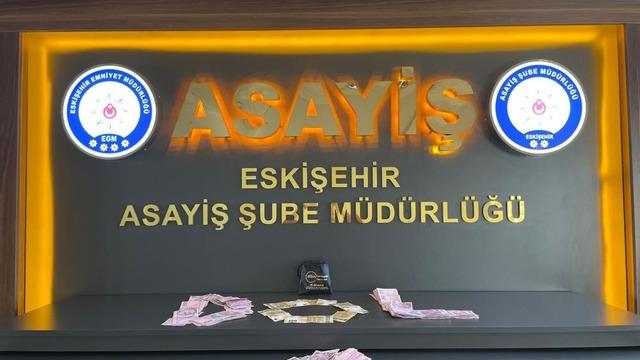 Eskişehir'de vatandaşı 2 milyon 411 bin TL dolandıran şüpheli yakalandı