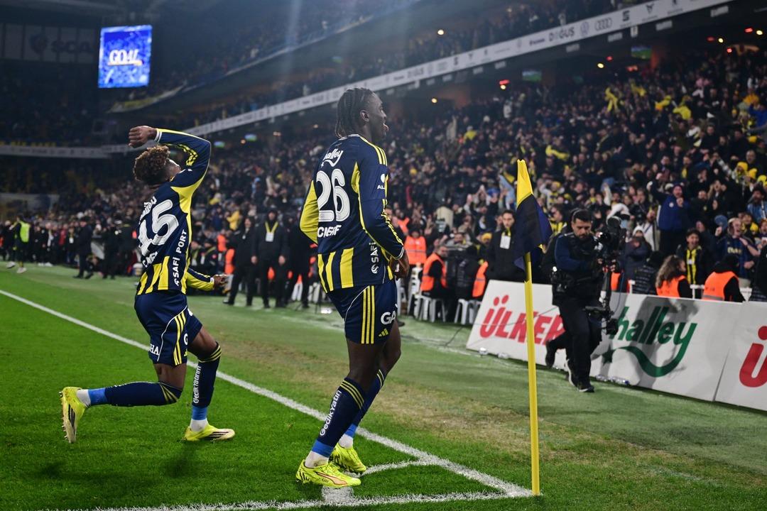 Rıdvan Dilmen Fenerbahçe nin Samsunspor galibiyeti sonrası takımı yerden yere vurdu! 3