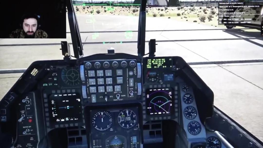 Youtuber gençten çatı katında sanal F-16 eğitimi: "Devletimiz isterse göreve hazırız" 1