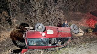 Uşak'ta iki otomobilin çarpıştığı kazada 5 kişi yaralandı