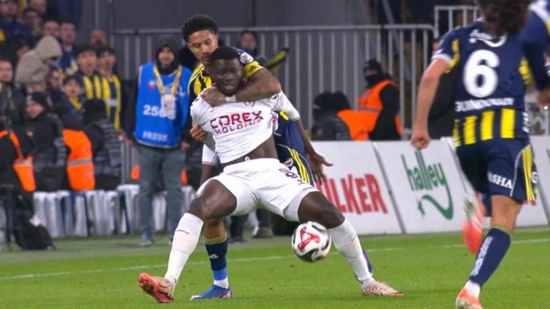 Trio’dan Hakem Oğuzhan Çakır’a yaylım ateşi: "İzlediğim en nadir 3 maçtan biri" 2