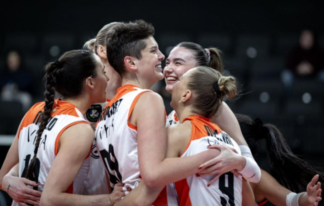 İlkin Aydın dan Ebrar Karakurt a ruhunla miyavla yanıtı! 1