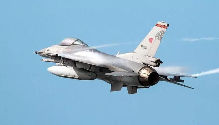 MSB duyurdu! T&uuml;rk F-16'ları KKTC'de