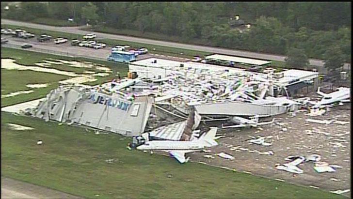 Fırtına havalimanını uçurdu!  G1