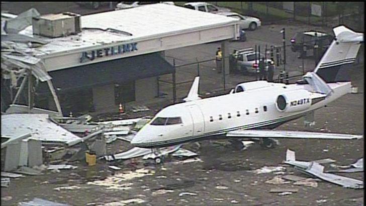 Fırtına havalimanını uçurdu!  G5