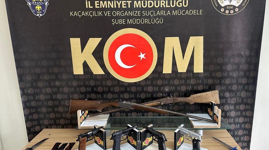 Sivas'ta silah ve m&uuml;himmat ka&ccedil;ak&ccedil;ılığı operasyonunda 1 zanlı tutuklandı