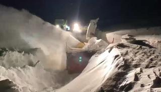 Kar kaplanları Arpa&ccedil;ay&rsquo;da gece g&uuml;nd&uuml;z &ccedil;alışıyor