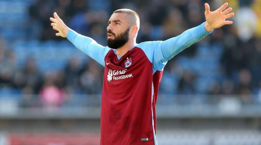 Burak Yılmaz Trabzonspor'da kalacağını açıkladı!
