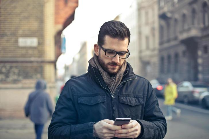 Şimdi şunu soralım: Sosyal medyada &uuml;reten misin yoksa t&uuml;keten mi?