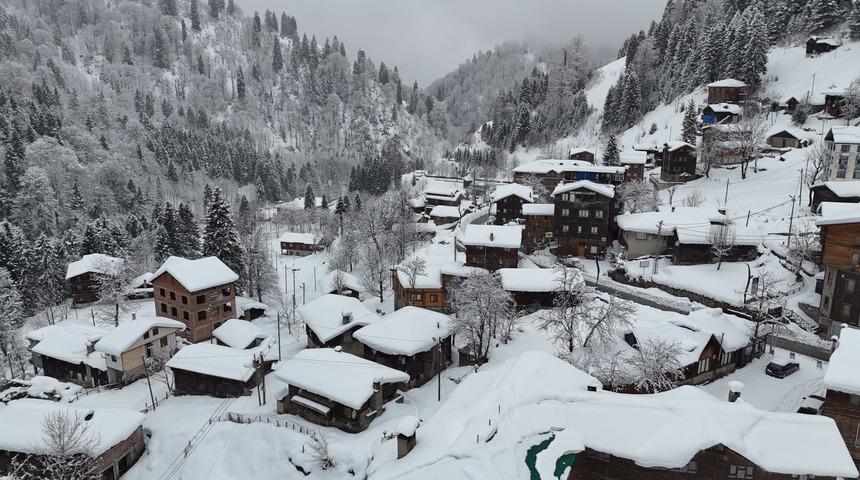 Rize, Artvin, Ordu ve Bayburt'ta soğuk hava etkisini s&uuml;rd&uuml;r&uuml;yor