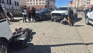 Bing&ouml;l&rsquo;de otomobil ile motosiklet &ccedil;arpıştı