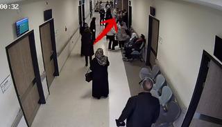 Boğazına şeker ka&ccedil;an 3 yaşındaki &ccedil;ocuk b&ouml;yle kurtarıldı!