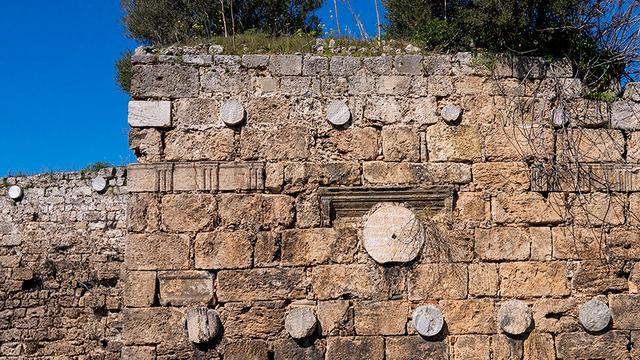 Duvarların arasından çıktı: 800 yıllık! Kayıp olarak aranıyorlardı
