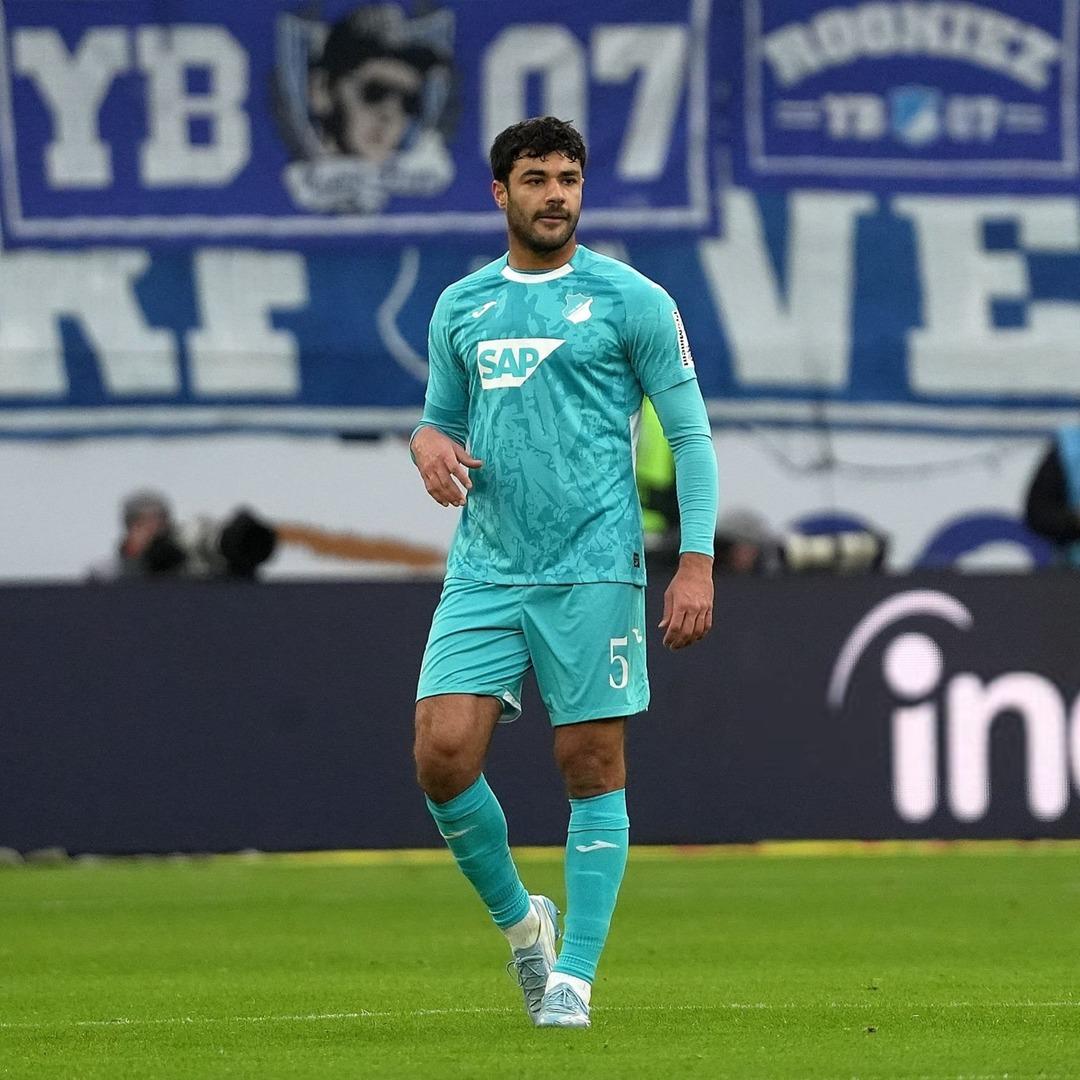 Ozan Kabak tan y&uuml;rek burkan sakatlık ve ayrılık itirafları! "Galatasaray beni ben yaptı, Liverpool d&uuml;nyaya tanıttı!" 1