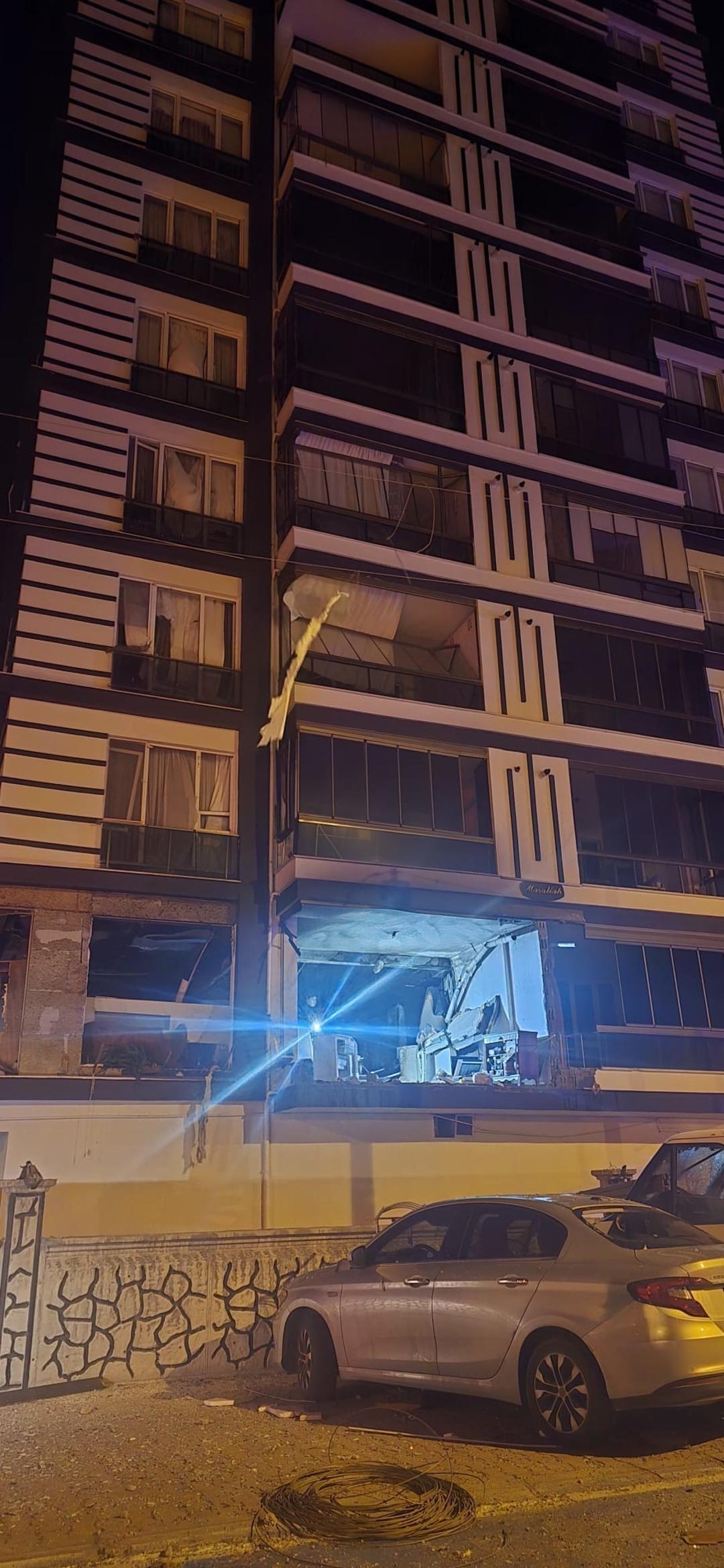 Niğde&rsquo;de apartmanda doğal gaz patlaması: 16 kişi yaralandı 1