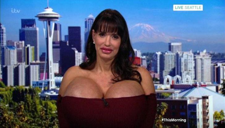 Yetinmeyi bilir misin? D&uuml;nyanın en b&uuml;y&uuml;k memelerine sahip ama yine de b&uuml;y&uuml;tmek istiyor