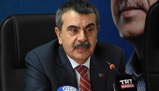 Ara tatil kalkıyor mu? MEB &ouml;ğretmenlere sordu: Y&uuml;zde 80 &ccedil;ıktı