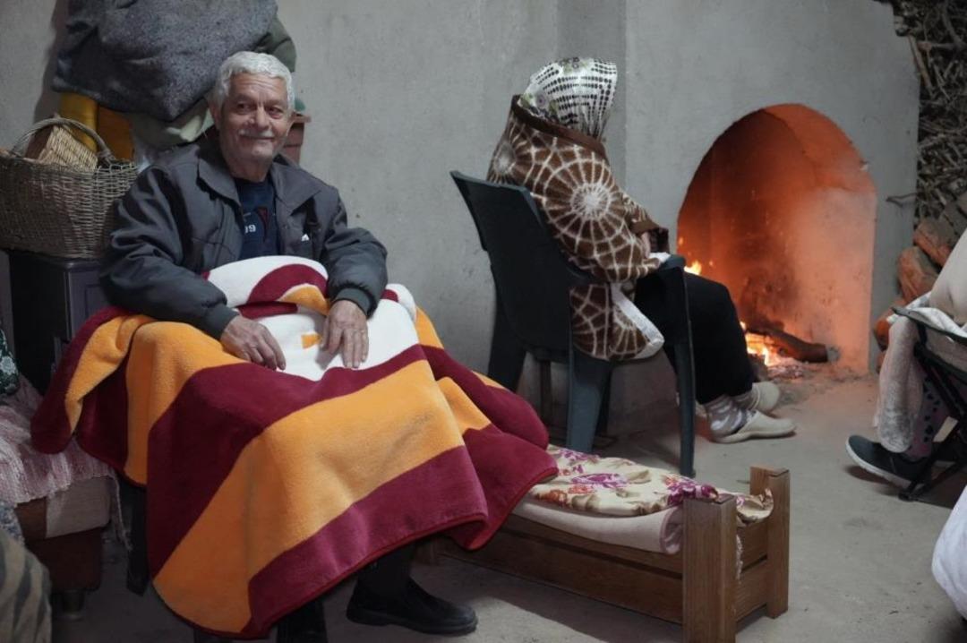 Bir kent adeta sokakta uyudu! Denizli de 150 den fazla art&ccedil;ı deprem yaşandı 6