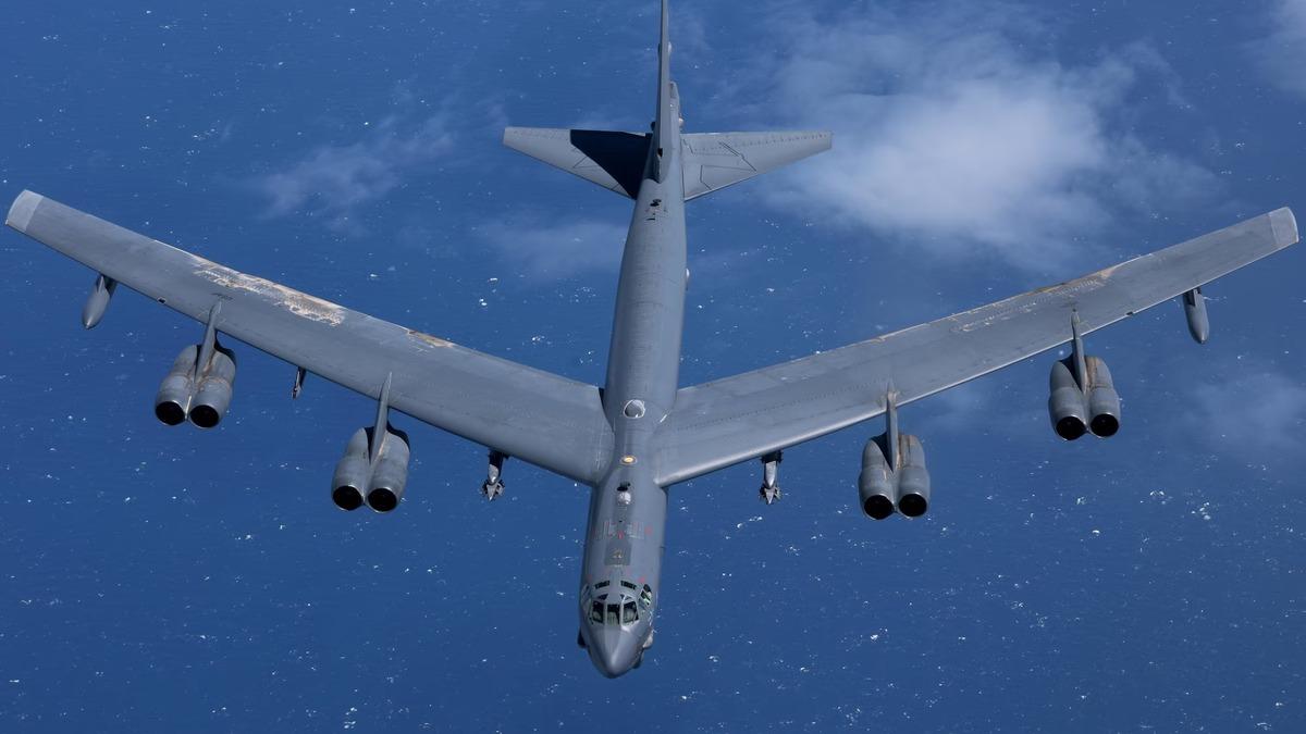 ABD'ye ait B-52 bombardıman uçakları İngiltere'ye ulaştı - Dünya Haberleri
