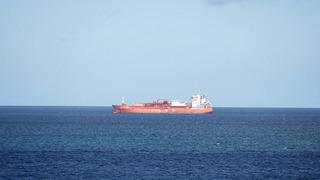 Hürmüz Boğazı’nda patlama meydana geldi