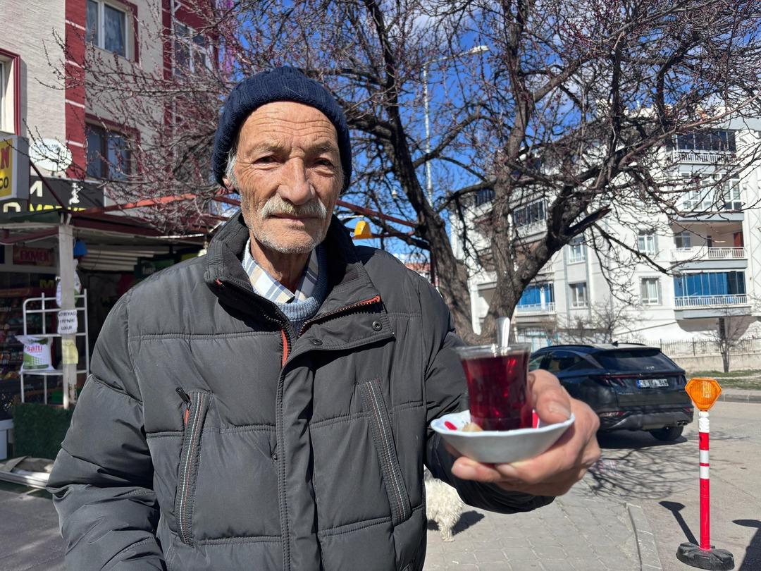 34 yıldır su i&ccedil;emiyor: "Suya, g&uuml;lmeye hasret kaldım" 1