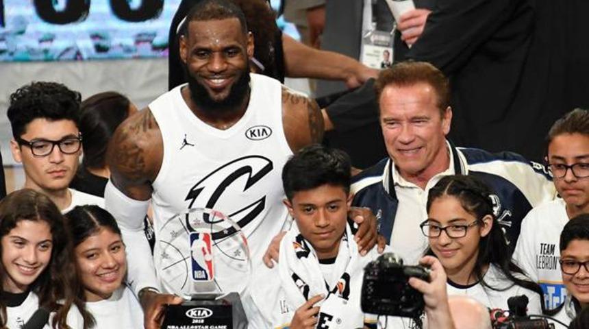 NBA All Star&rsquo;da kazanan LeBron James&rsquo;in takımı