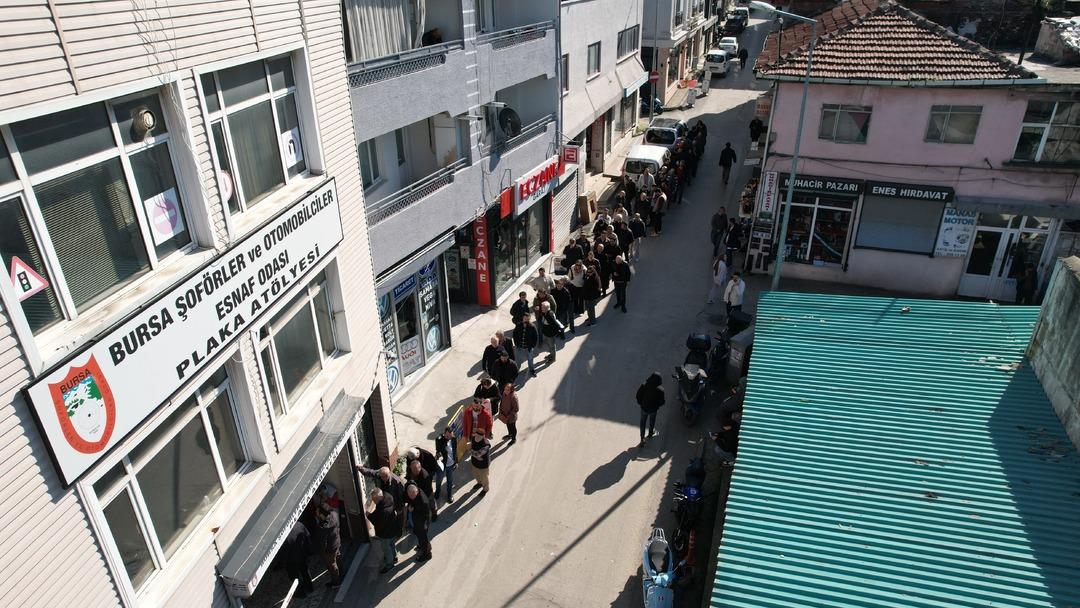  APP plaka  yoğunluk yarattı: Bursa Şof&ouml;rler Odası ndan  m&uuml;h&uuml;r  vurgusu  4 bin TL  detayı 1