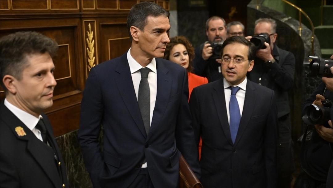 Y&uuml;r&uuml;yedur Sanchez! Trump ın baş destek&ccedil;isi Alman şans&ouml;lye iki kez aradı, cevap bile vermedi 1