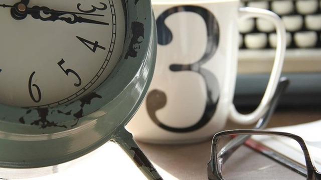 Bankalar cumartesi g&uuml;nleri a&ccedil;ık olacak: TBMM onayladı! İşte yeni &ccedil;alışma saati d&uuml;zenlemesi