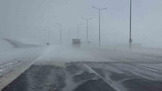 G&uuml;zeldere Ge&ccedil;idi&rsquo;nde tipi trafiği olumsuz etkiliyor 16