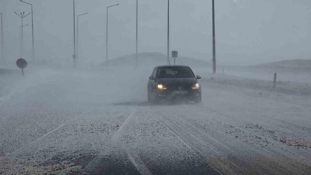 G&uuml;zeldere Ge&ccedil;idi&rsquo;nde tipi trafiği olumsuz etkiliyor 6
