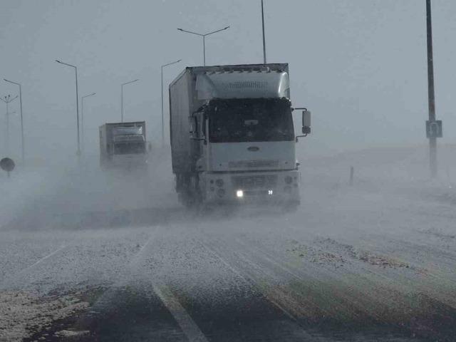 G&uuml;zeldere Ge&ccedil;idi&rsquo;nde tipi trafiği olumsuz etkiliyor