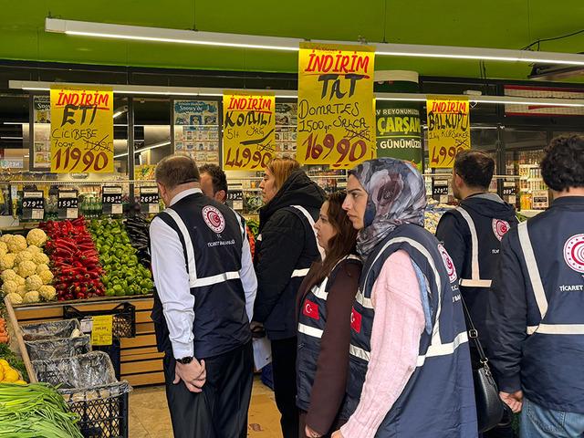 Bakanlık denetimi artırdı: 'Bir ay &ouml;nceki fiyatları elimizde, fark var mı yok mu bakıyoruz'