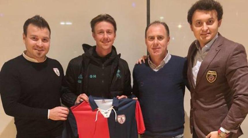 Guti'ye Altınordu forması!