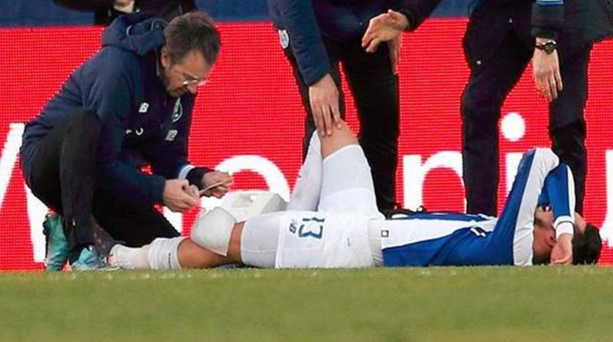 Alex Telles 7-8 hafta sahalardan uzak kalacak