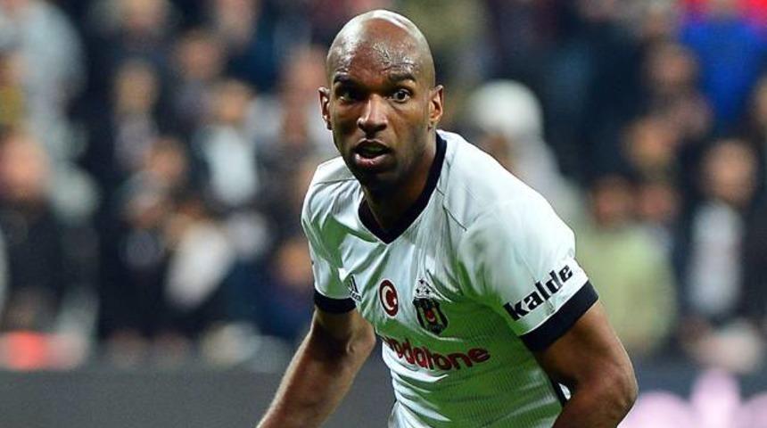 Ryan Babel'den derbi paylaşımı