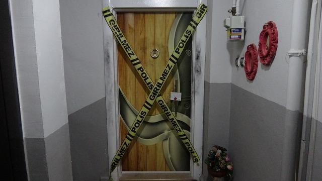Evinin mutfağında kanlar içinde bulunmuştu! Kesik bilezik katili ele verdi
