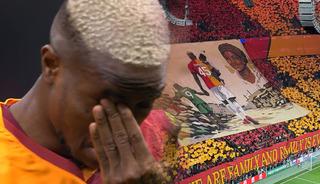 Osimhen'i ağlatan pankart! "Biz bir aileyiz ve aile her şeydir"