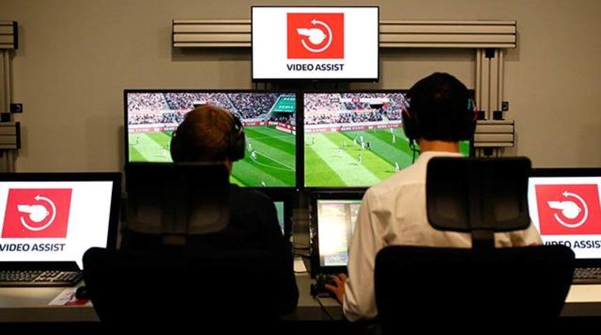 Şampiyonlar Ligi'nde gelecek sezon VAR kullanılmayacak!