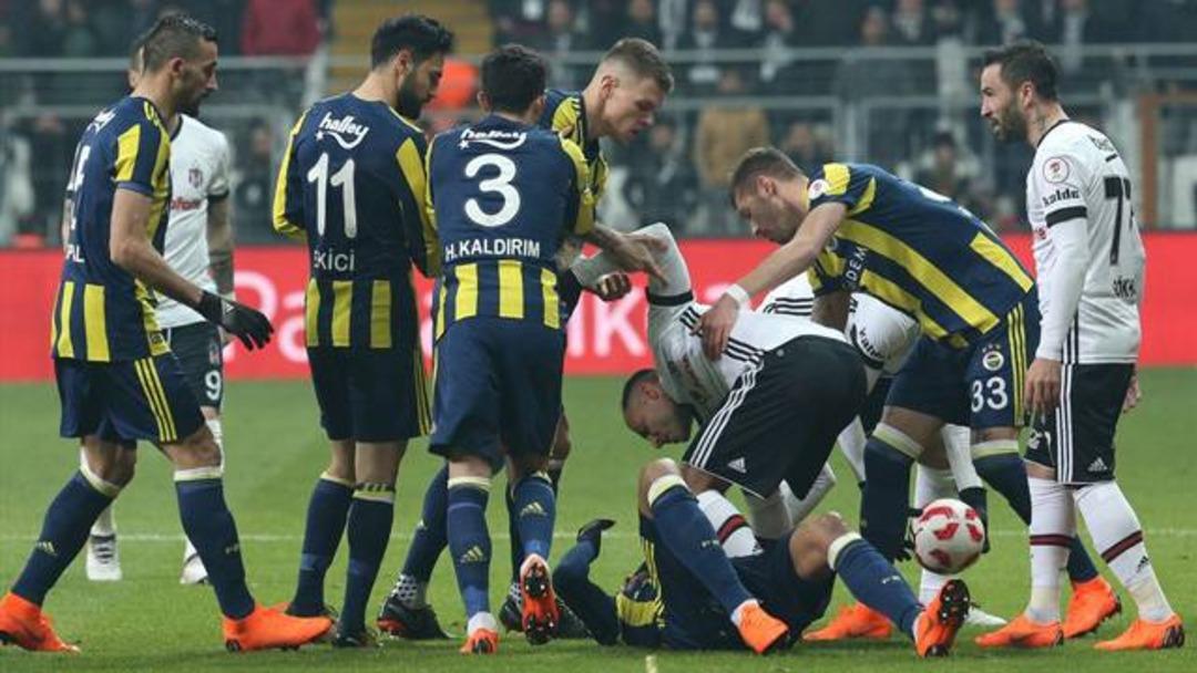 Beşiktaş-Fenerbah&ccedil;e ma&ccedil;ında yumruklar konuştu