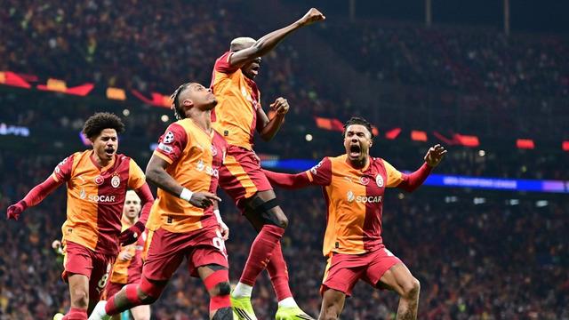 Tarihi gecede tarihi zafer! Galatasaray evinde Liverpool'u geçti