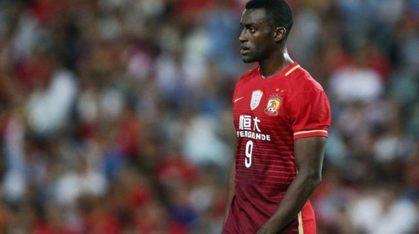 42 milyon Euro'luk Jackson Martinez g&ouml;nderildi