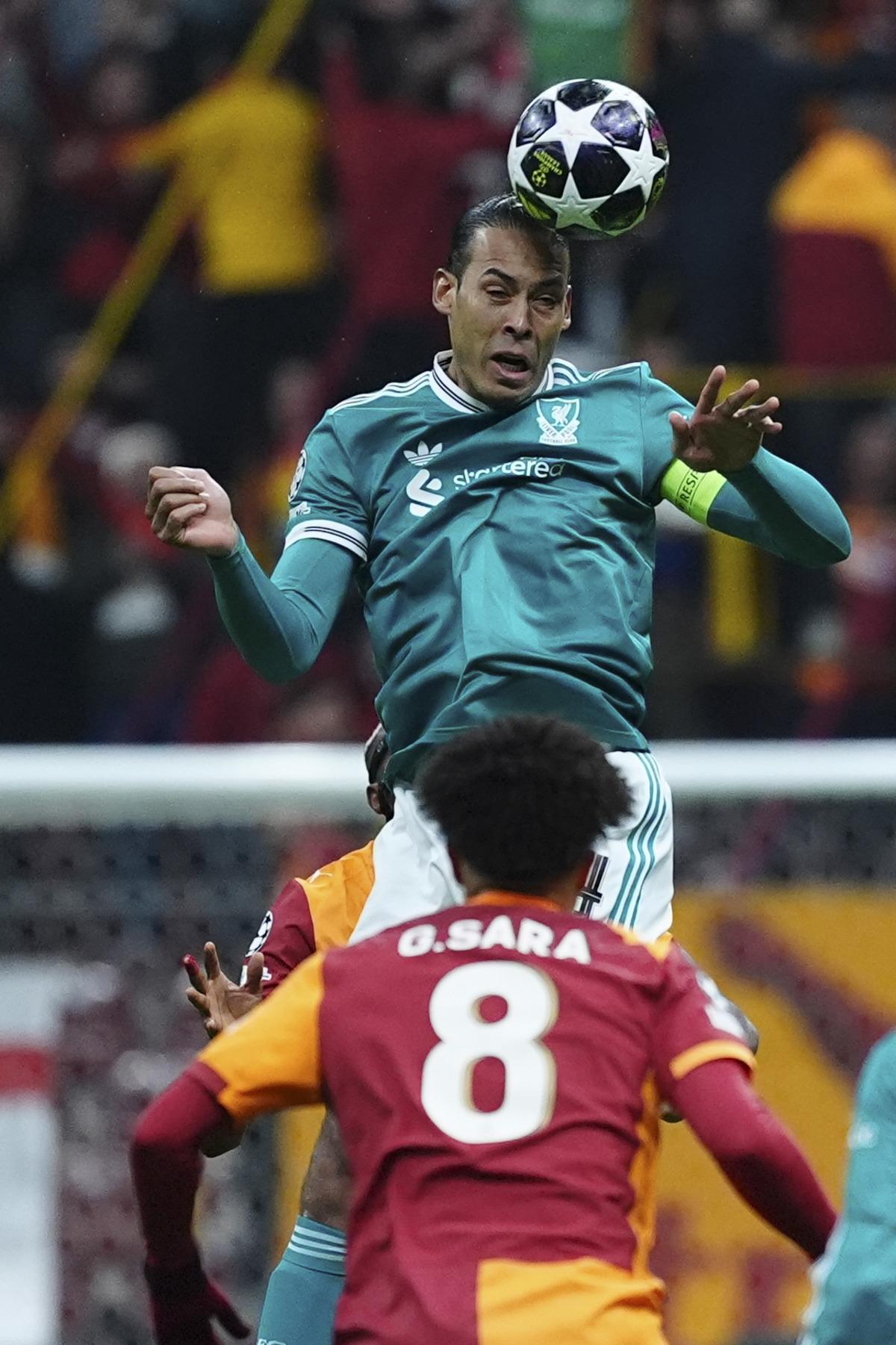 (&Ouml;zet) Galatasaray - Liverpool Ma&ccedil;ı &Ouml;zeti ve T&uuml;m &Ouml;nemli Anları 4
