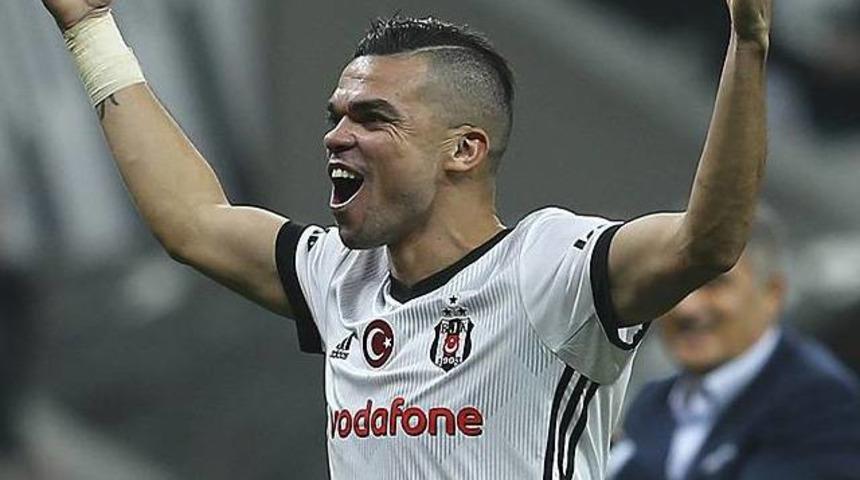 Beşiktaş'ta Pepe 1 ay sahalardan uzak kalacak