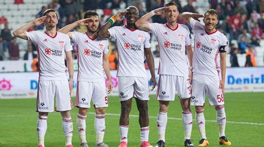 Antalyaspor 1 - 4 Demir Grup Sivasspor